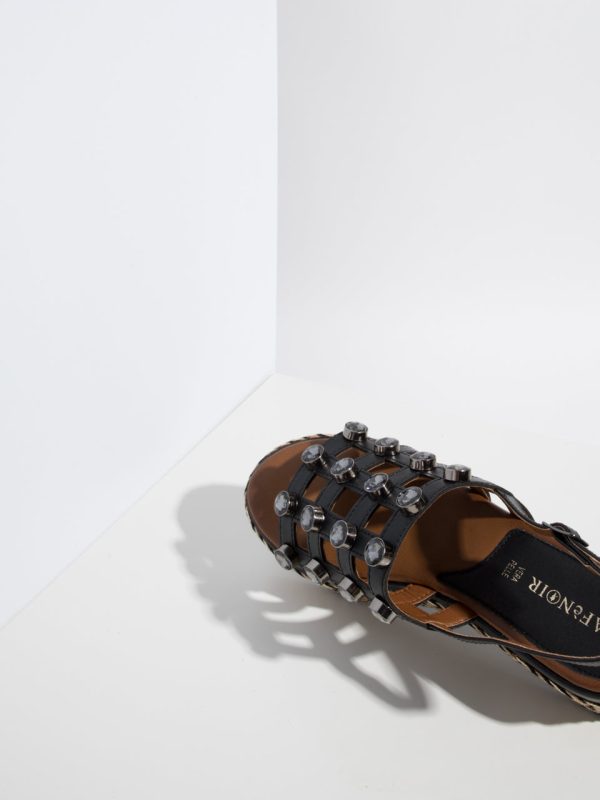 Black Appliqués Sandals Online Hot Sale