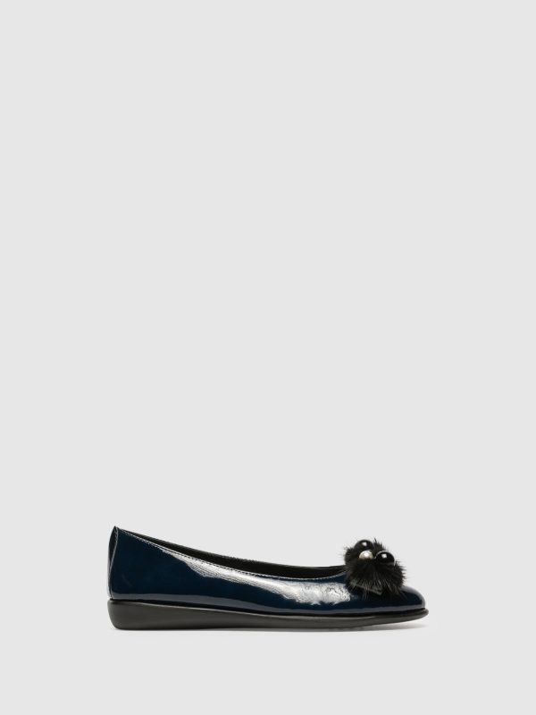 Navy Patent Leather Ballerinas on Sale